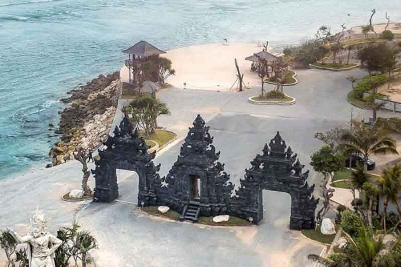 Pantai Melasti Bali - Daya tarik, Lokasi dan Tiket Masuk Terbaru