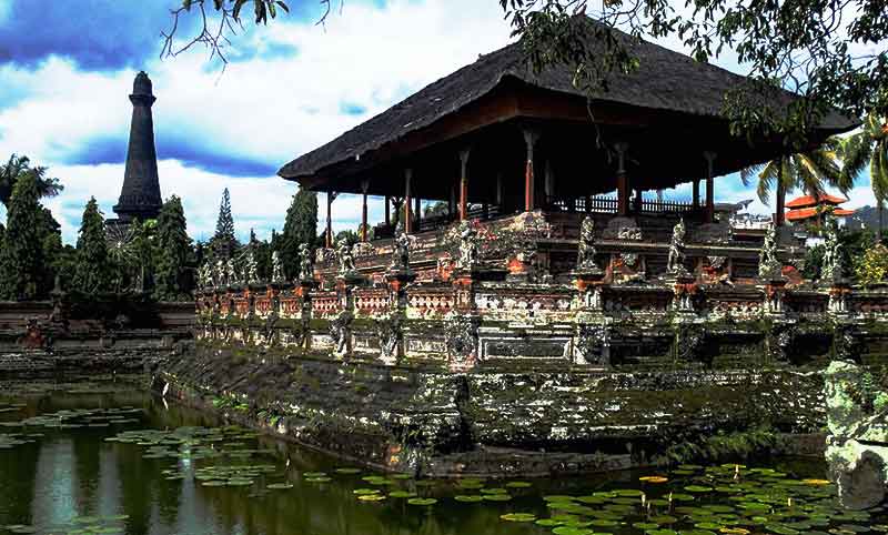 Lokasi Wisata Sejarah di Museum Semarajaya Klungkung